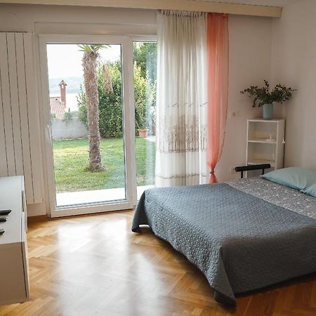 Garden View Apartments Ankaran Luaran gambar
