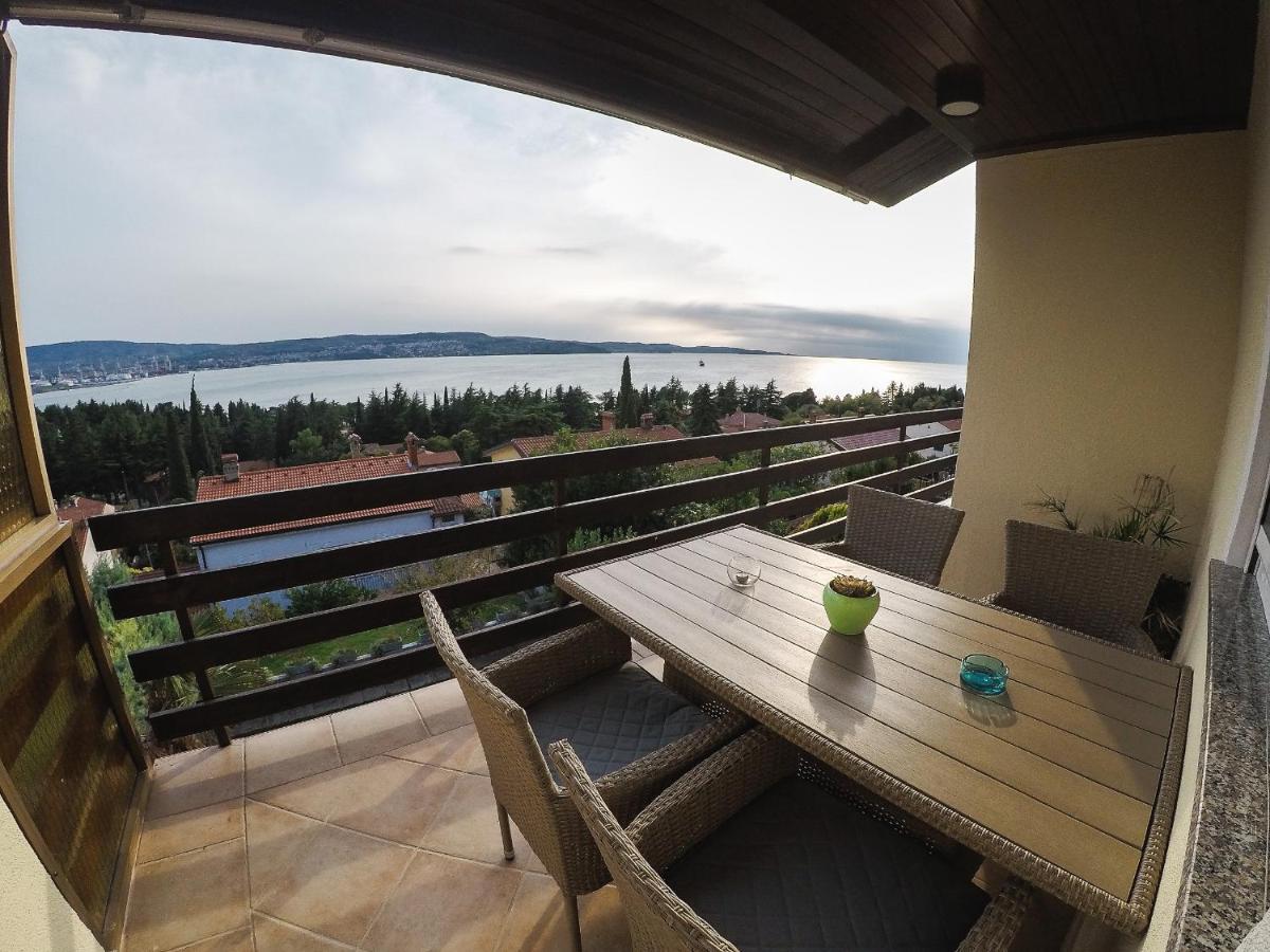 Garden View Apartments Ankaran Luaran gambar