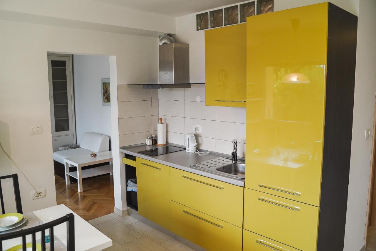 Garden View Apartments Ankaran Luaran gambar
