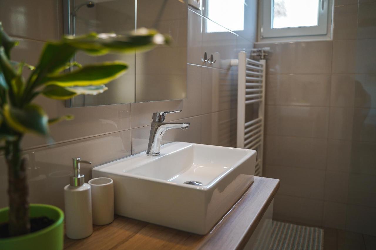 Garden View Apartments Ankaran Luaran gambar