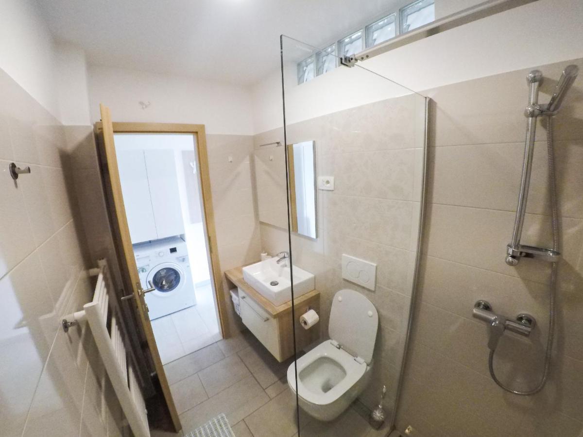 Garden View Apartments Ankaran Luaran gambar