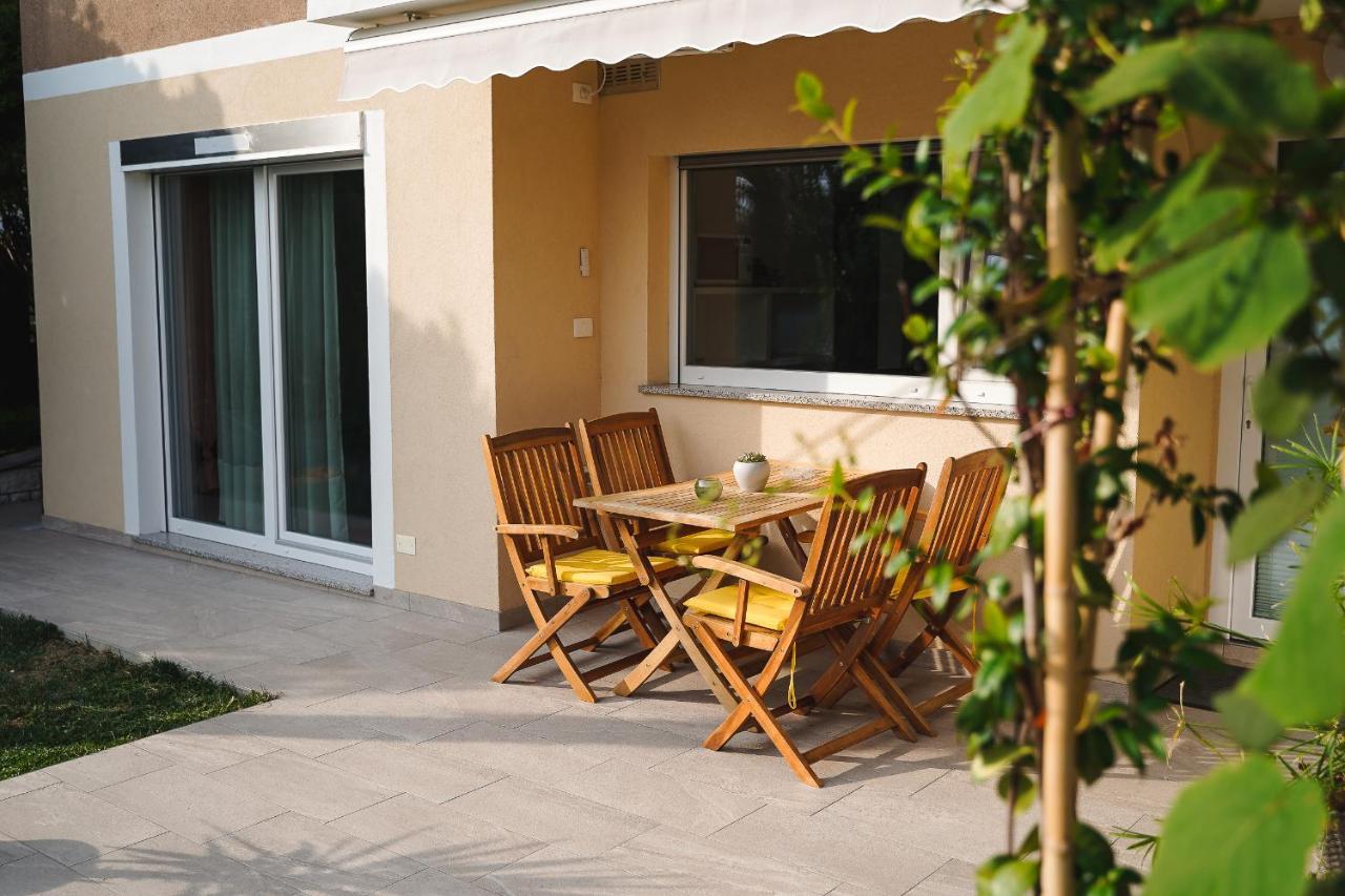 Garden View Apartments Ankaran Luaran gambar