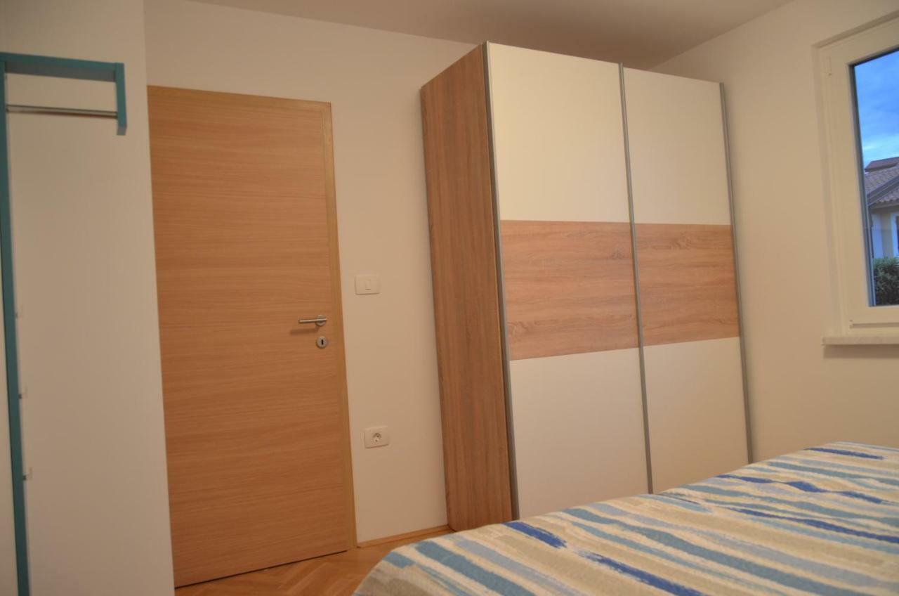 Garden View Apartments Ankaran Luaran gambar